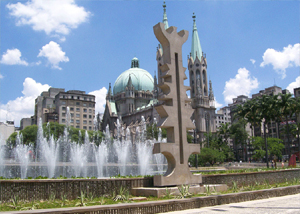 Catedral da Sé na Praça da Sé no Centro