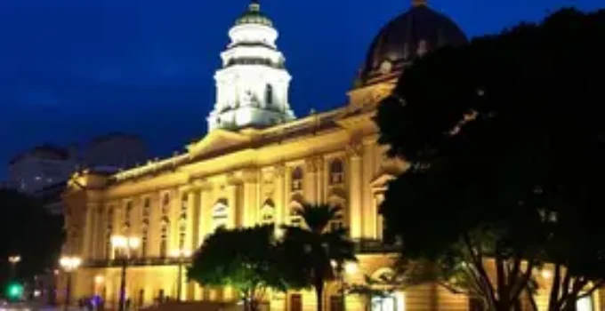 passeio noturno pelo Centro Histórico de SP